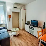 Altido Lovely 1-Br Flat With Easy Access To Centre