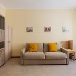 Serene Escape Apartment - Via Della Torre