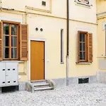 Stylish Milanese Studio - Via Cirillo