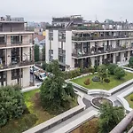 The Best Rent - Spacious Apartment With Balcony In Viale Monza