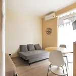 Pasteur Modern Studio With Terrace!