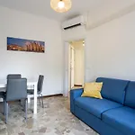 Bright & Cozy Apartment - Gambara