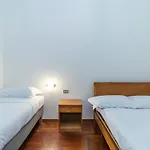 Big Flat Close To Milano Lambrate - Gauzzi Master Guest Apartment