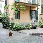 Live in Navigli - Ripa di Porta Ticinese