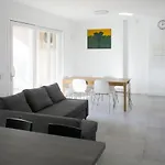 Bnbutler - Govone - Ampio E Luminoso Appartamento Con Terrazza