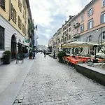 Como By Halldis