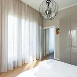 Youhosty - Algardi 5