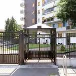 Monolocale industrial-chic di fronte a San Siro