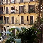 La Casa di Ringhiera in Corso Sempione