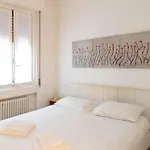 Hbhall Navigli 6B