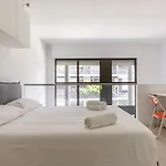 Elegant Loft With Balcony!