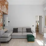 Lovely & Modern Home In China Town Area - Via Rosmini