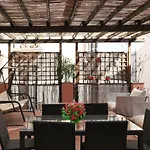 Elegant Corso Venezia Terrace apt