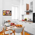 3 Bedrooms Apartment