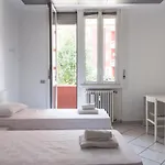 2 Bedrooms Apartment in Garibaldi District
