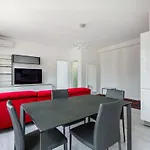 Garibaldi&Gae Aulenti Modern Apt