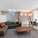 Easylife - Wonderful Penthouse With Terrace A Few Steps From The Duomo