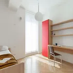 The Best Rent - Spacious Three-Bedroom Apartment With Terrace