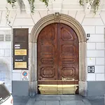 Duomo Brera - Elegant Suite in Design District
