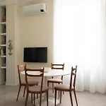 Youhosty - Napoli 4