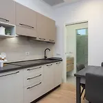 I Host Apartment - Val Strona 6