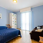 Arcus Pacis - Large Central Flat