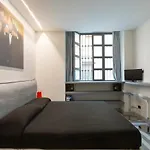 Armani House, Superior Apartment In City Center
