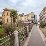 Exclusive 4 Bedrooms Apartment In Milan Center