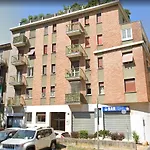 Comfy Appartment Near Metro M3 - Wifi
