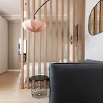 La Petite Maison Sur Le Toit