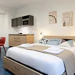 Velasquez Apartments - A - San Siro