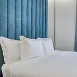 Le Suite Del Corso The Smart Boutique Aparthotel By Ospitami