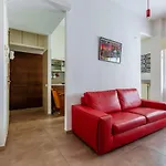 Ripamonti Budget Apartment