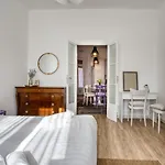 Joivy Chic Flat In De Angeli