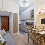 Meravigliosa Suite In Brera, Moscova M2