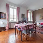 Cozy Apt With Terrace - 500 M Far From Zara M5