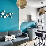 Altido Quirky Flat With Balcony