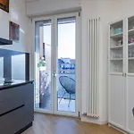 Luxury Apartment Near Navigli - Anemoni 5