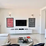 Lux 180Sqm Flat - Entire Last Floor