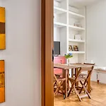 Joivy Adorable 1 Bed Flat Near Centre