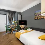 Lovely Apartment Milan - Duomo - Milan Lin Airport