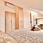 Center Apartments Milano Skylight - Navigli
