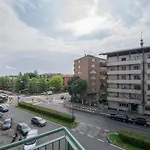 I Host Apartment - Marescalchi 9