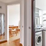 Easylife - Accogliente Residenza Con Balconcino