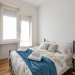 The Best Rent - Comfortable One Bedroom Apartment In Milan Downtown