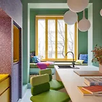 Easylife - Colorato Studio Con Terrazzo