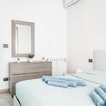 Artistic House Navigli-Duomo Netflix & Design