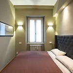 Elegante Stanza Nel Cuore Di Porta Venezia A Milano