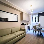 Caravaggio Luxe Apartment
