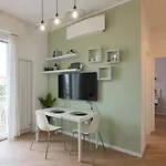 I Host Apartment - Alzaia 118